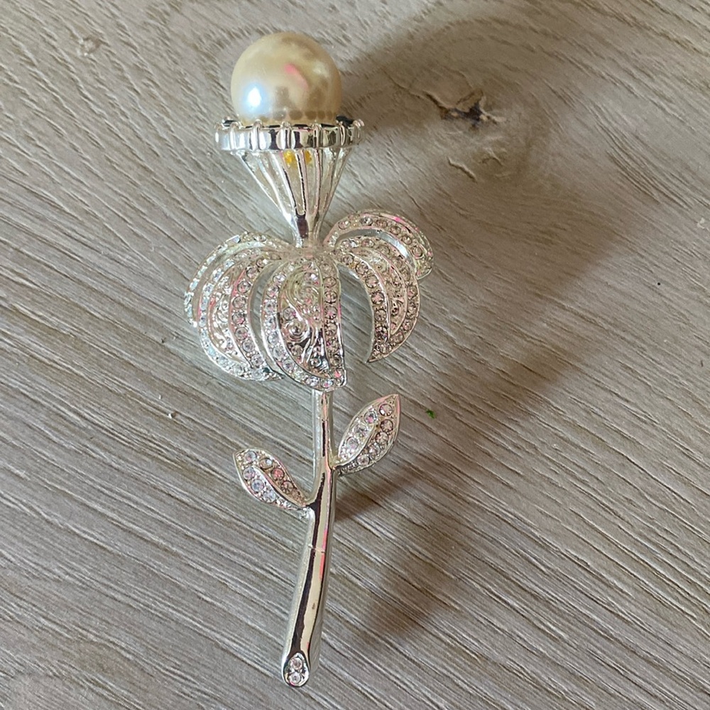 Accessories - Picture 1 of 2